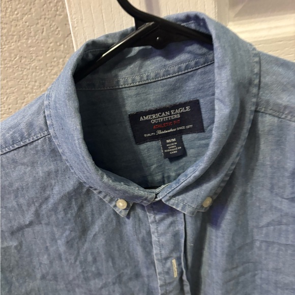 American Eagle Outfitters Button Up Shirt Mens M Blue Denim Long Sleeve Slim Fit - Picture 3 of 15